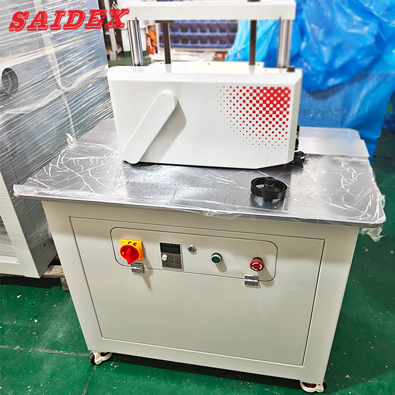 OEM 280kg Με υδρόψυξη 2.5kW Ισχύος 45 Μοίρες Μηχανή Κοπής Ακρυλικού για Λοξότμηση Ακρυλικού